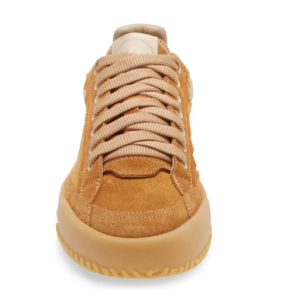 NIB $595 Chloé Franckie Low Top Sneaker (Women) in size 37!